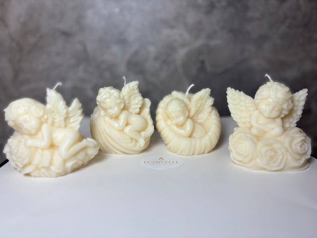 СВЕЩ АНГЕЛИ В РАЗЛИЧНИ ПОЗИ