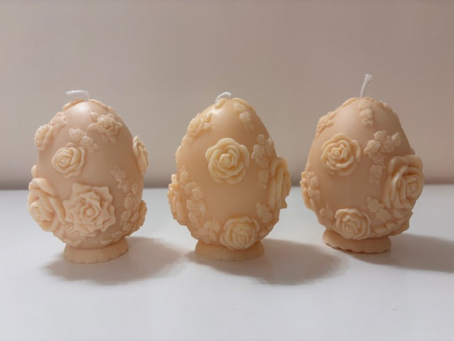 Свещ ЯЙЦЕ С ЦВЕТЯ