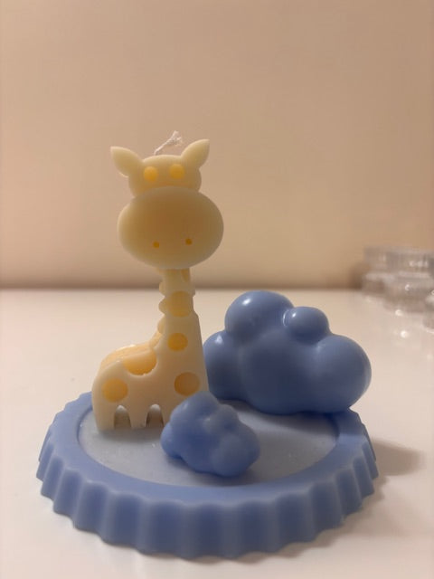 Свещ ЖИРАФ С ПОДЛОЖКА