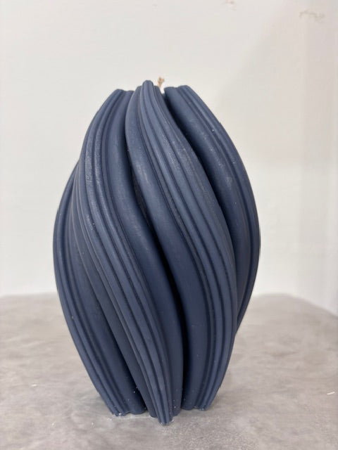 Свещ ВЪЛНООБРАЗНА